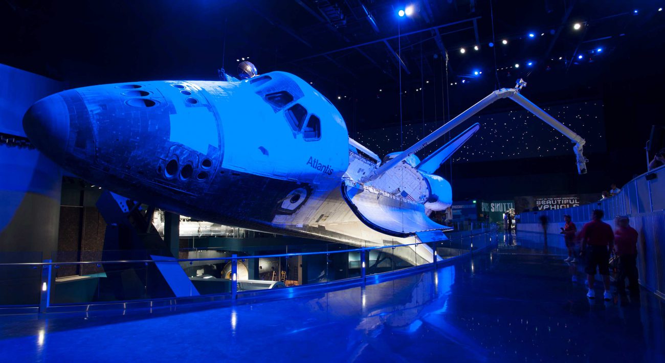 Kennedy-Space-Center-Visitor_Space-Shuttle-Atlantis_1