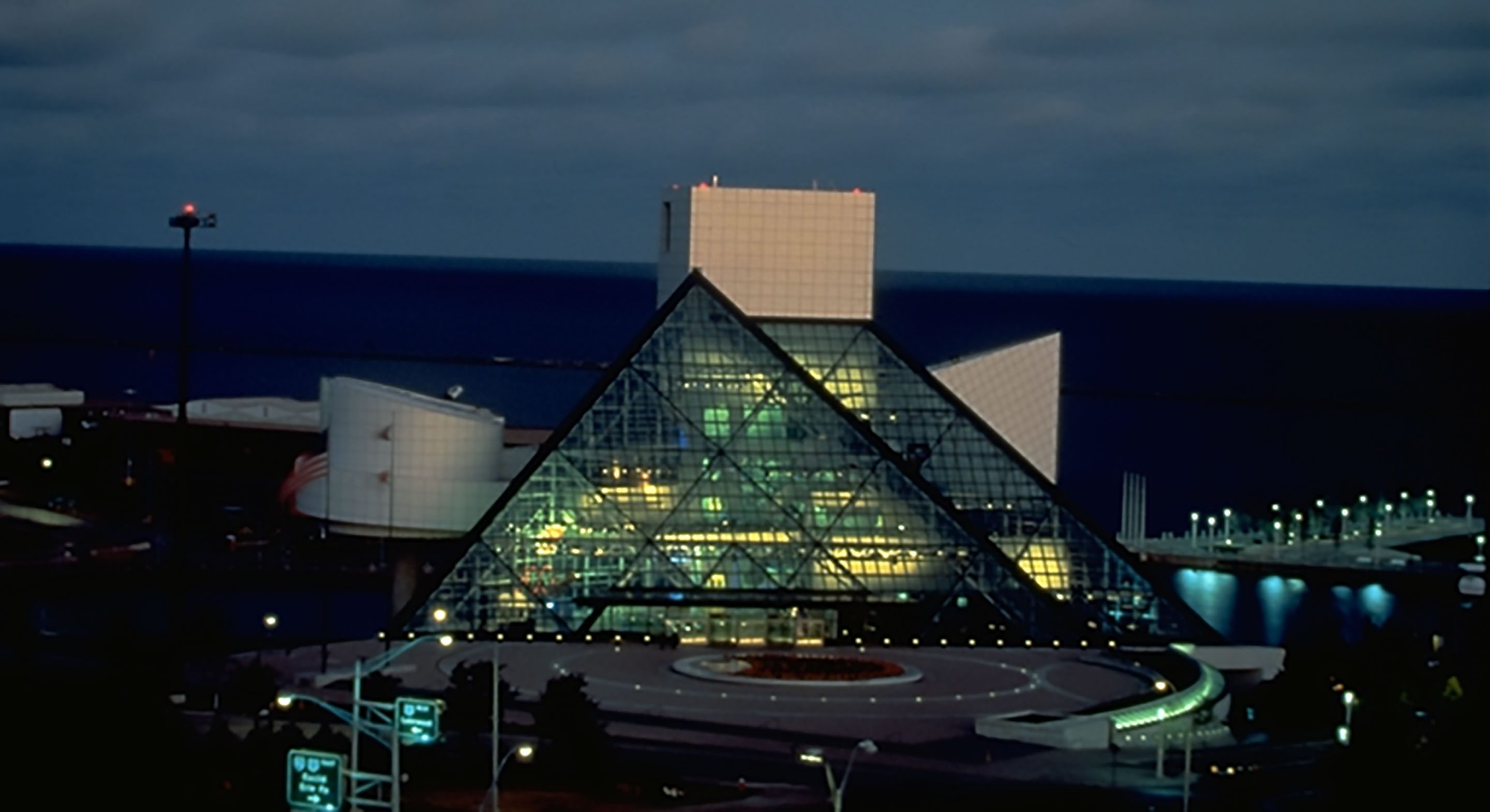 Rock and Roll Hall of Fame and Museum_3