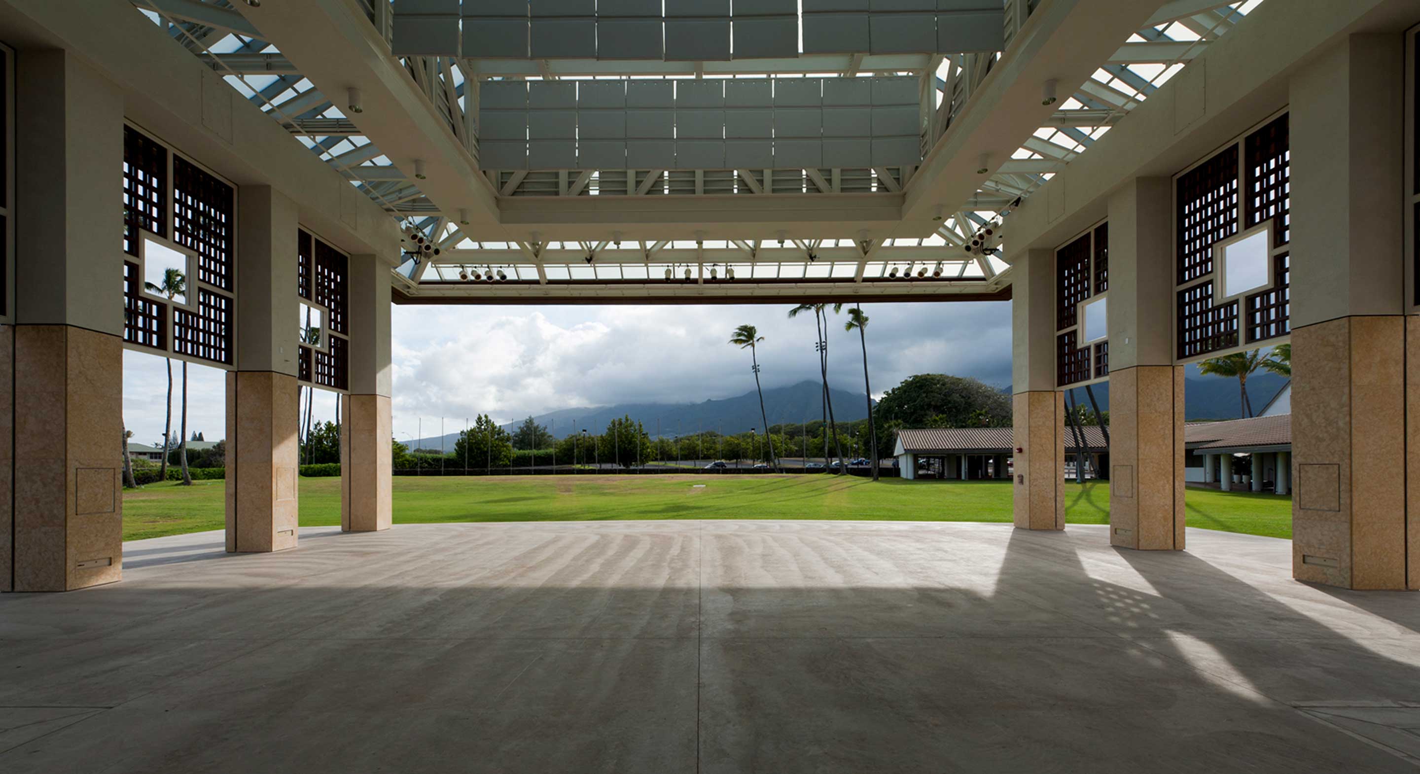 Yokouchi-Pavilion-Courtyard-Morgado-Hall_3